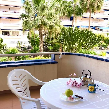 Graciosa Vistas Al Jardin